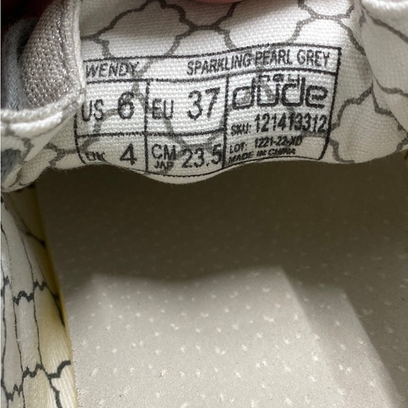 HEY DUDE Women's Wendy Sparkling Shoes Color Pearl Gray SZ 6 - Picture 10 of 10